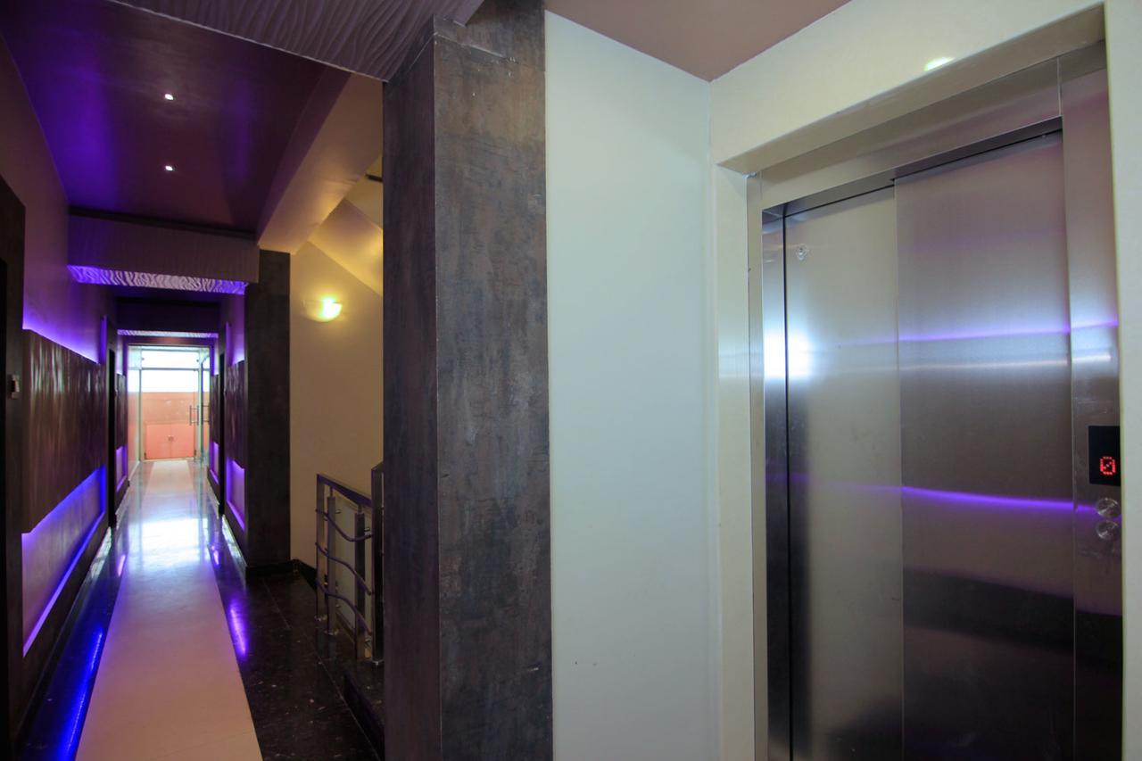 Hotel Sai Dharam Palace Shirdi Exterior photo